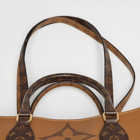 Louis Vuitton Monogram Giant Reverse Canvas Onthego GM Tote Bag - Picture 7 of 12